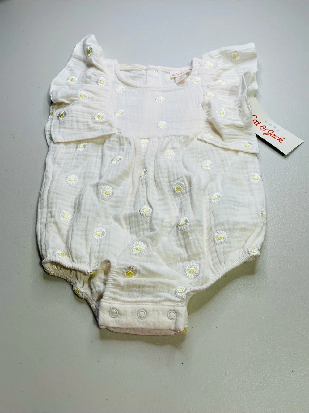 NWT Cat & Jack 12 Months White Daisy Embroidery Romper & NWOT Carter 12 M 2 Pack